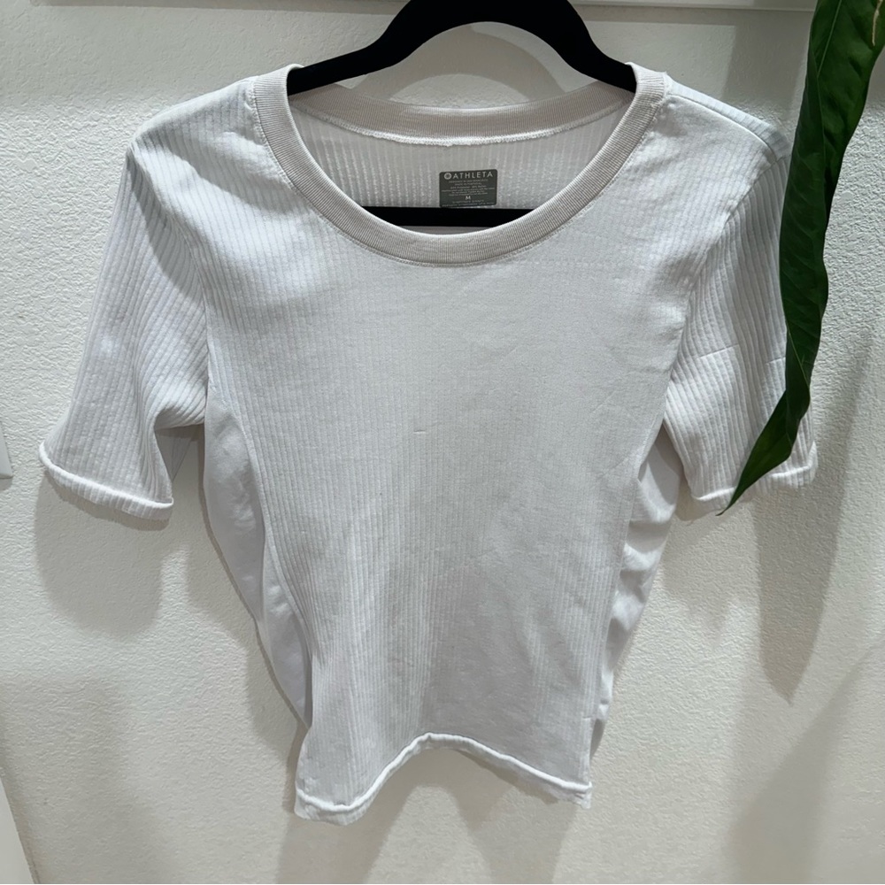 Athleta renew seamless tee older style size M